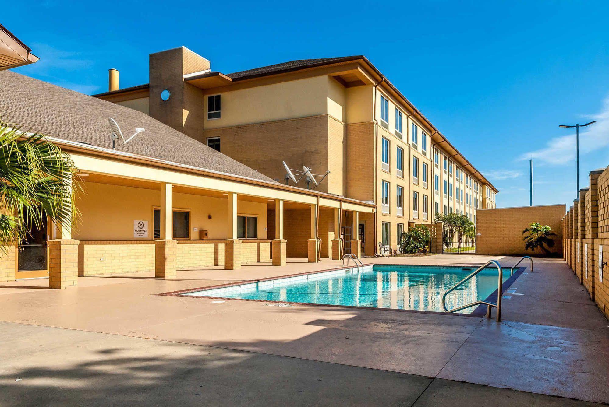 La Quinta New Orleans Otel Dış mekan fotoğraf